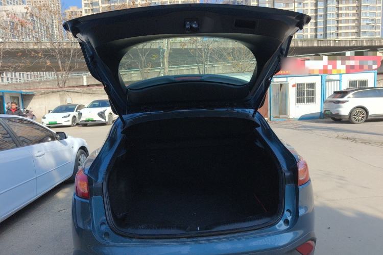 Used Mazda CX-4 2016 2.0L Automatic 2WD Blue Sky Dynamic Edition
