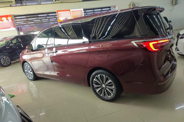 Used Buick GL8 2022 ES Land Cruiser 653T Luxury Model
