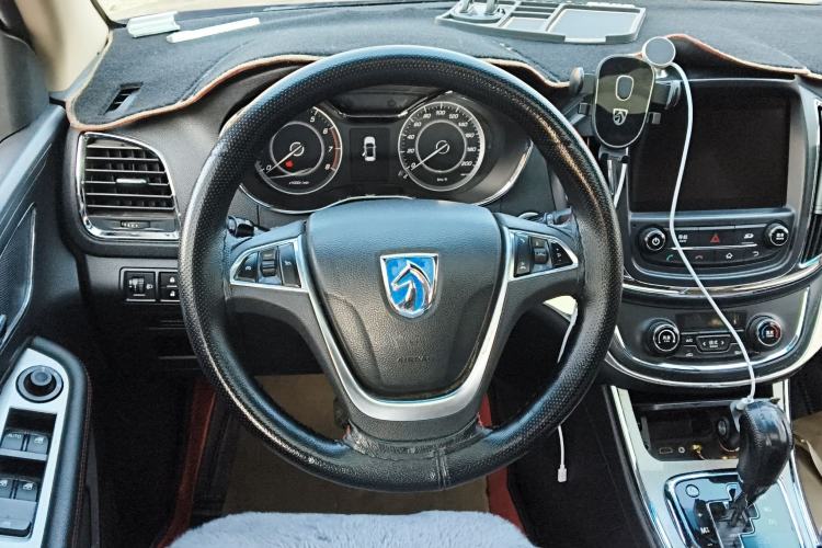 Used Baojun 560 2016 1.8L iAMT Luxury Model