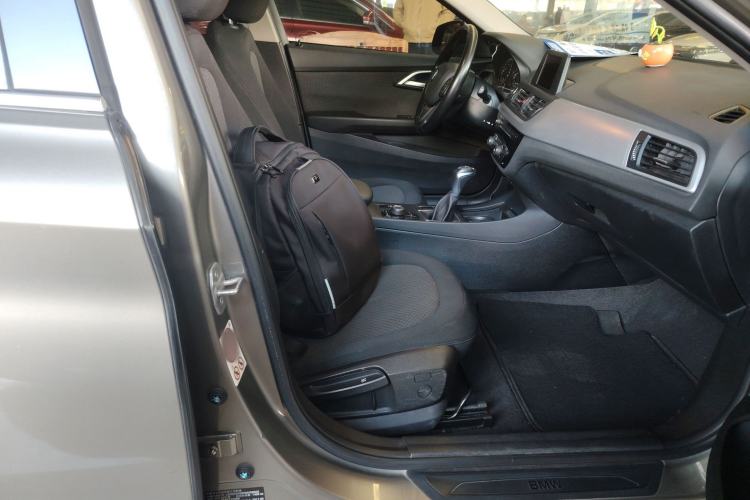 Used BMW 1 Series 2017 118i Fashion Model
