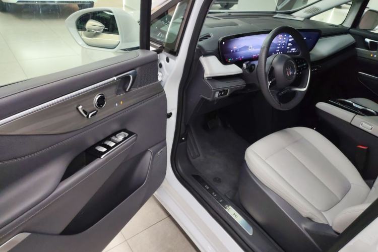 Used Buick GL8 2025 Lu Zun Deluxe Edition
