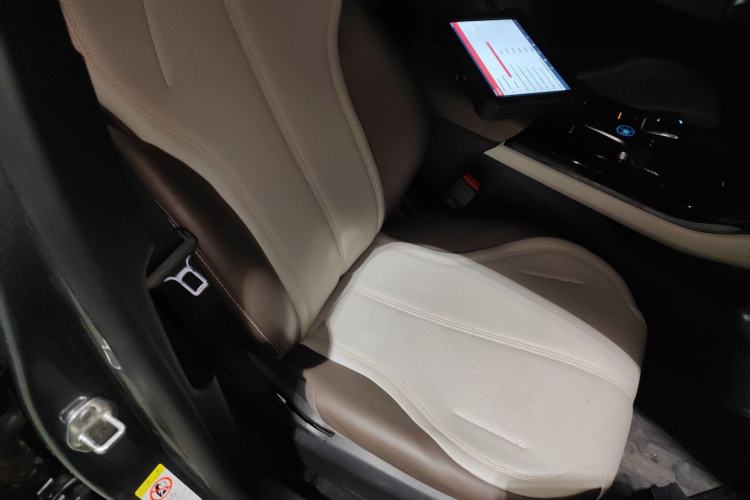 Used BYD Qin PLUS 2024 HONOR Edition DM-i 55KM Leading Model
