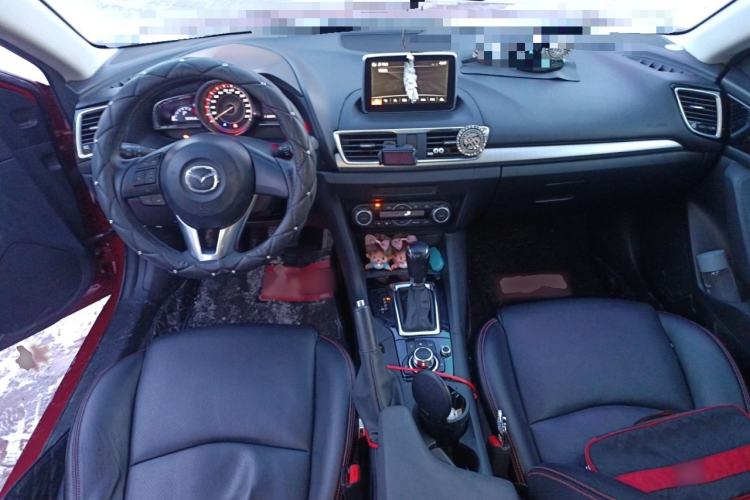 Used Mazda Mazda 3 Axela 2014 Sedan 1.5L Automatic Luxury Model
