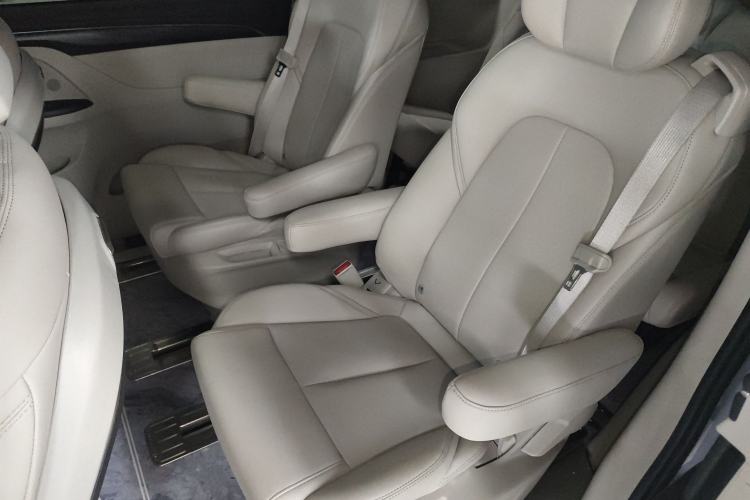 Used Buick GL8 2023 ES Lu Zun Comfort Model
