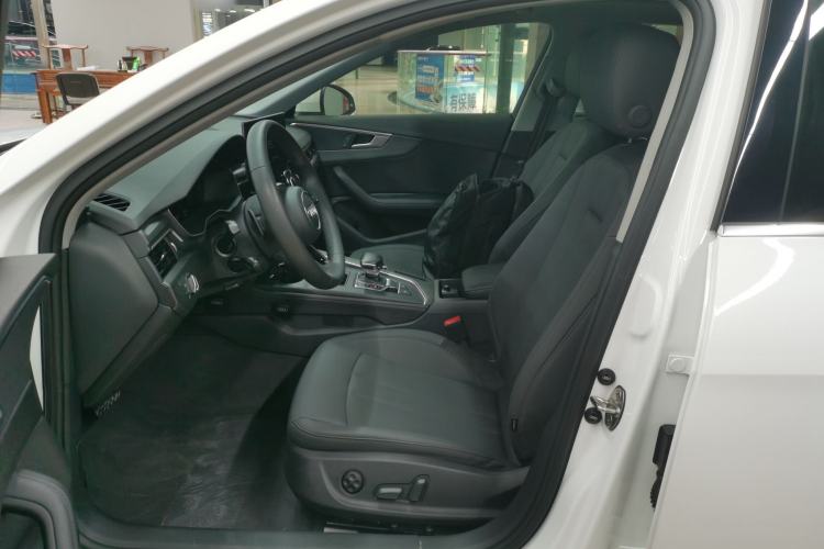 Used Audi A4L 2022 40 TFSI Luxury Prestige Edition