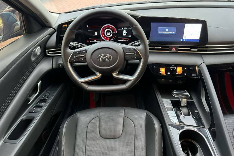 Used Hyundai Elantra 2021 1.5L CVT GLX Elite Edition
