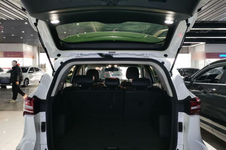 Used JETOUR X70 2020 1.5T DCT Comfort Edition 5-seater
