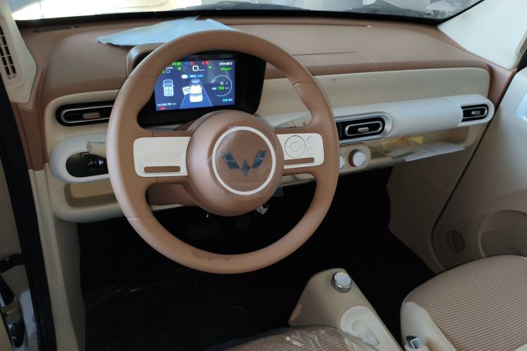 Used Wuling Hongguang MINIEV 2024 3rd Generation 215km Youth Edition
