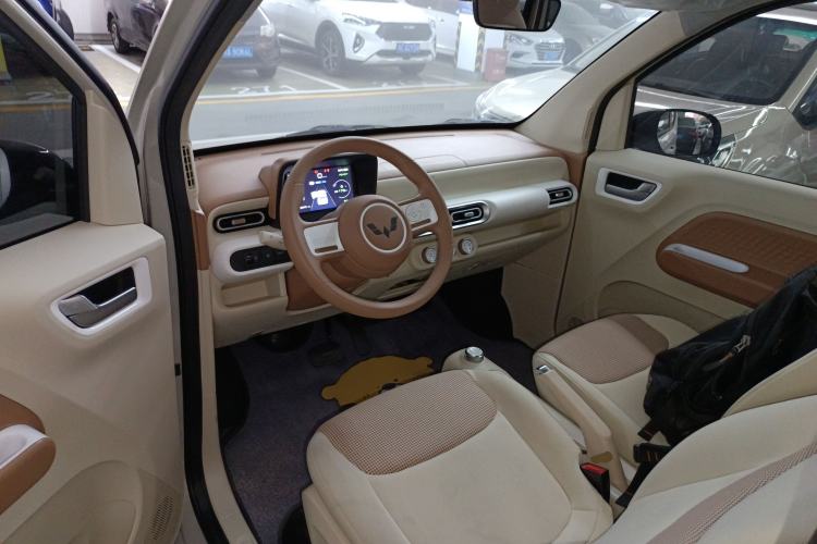 Used Wuling Hongguang MINIEV 2024 3rd Generation 215km Youth Edition
