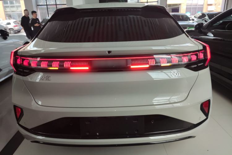 Used Zeekr 001 2025 WE Edition 100 kWh Rear-Wheel Drive
