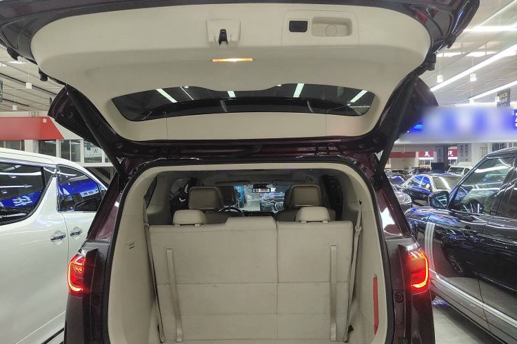 Used Buick GL8 2023 Avenir Avia 7-Seater Deluxe Edition
