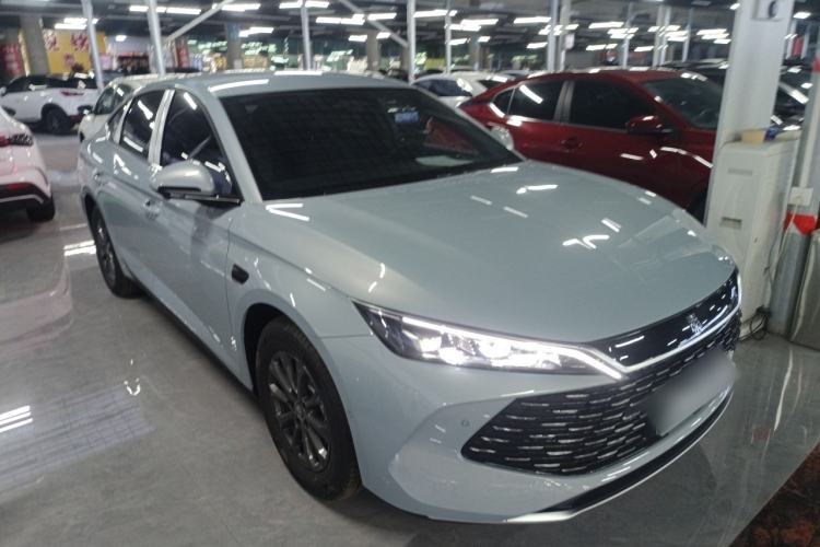 Used BYD Qin L 2025 DM-i Smart Drive 80KM Leading Model