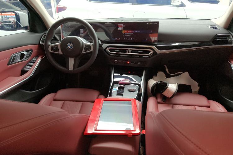 Used BMW i3 2024 eDrive 35 L
