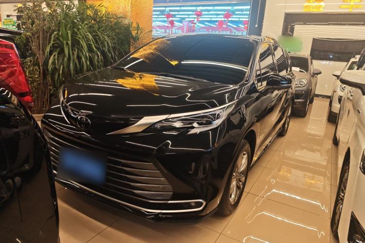Used Toyota Sienna 2024 2.5L Hybrid Four-Wheel Drive Prestige Edition
