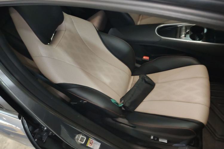 Used BYD Dolphin 2023 420 km Fashion Edition
