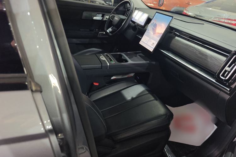 Used Chery Tiggo 7 C-DM 2025 1.5T 120KM Luxury Trim
