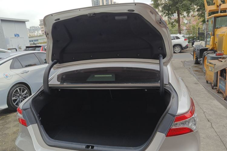 Used Toyota Camry 2018 2.5G Luxury Edition