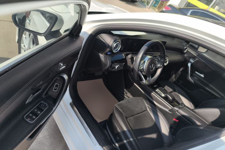 Used Mercedes-Benz A-Class 2021 A 200 L Sport Sedan Fashion Model