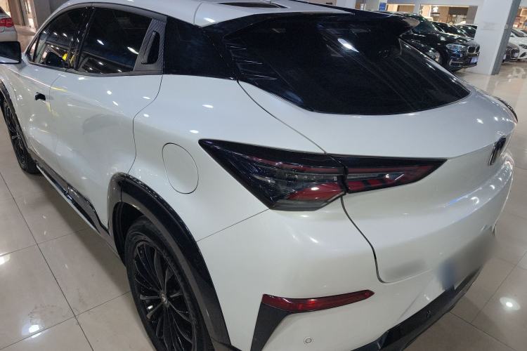 Used Changan UNI-T 2023 2nd Generation 1.5T Luxury Version
