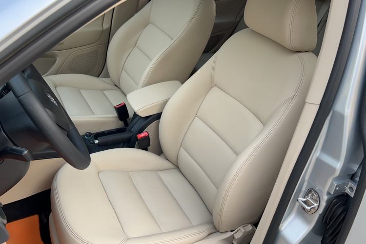 Used Skoda Octavia 2015 Classic Model 1.6L Automatic Yijie Version
