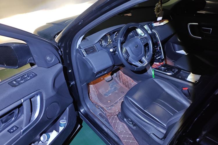 Used Land Rover Discovery Sport 2018 240 PS SE Version
