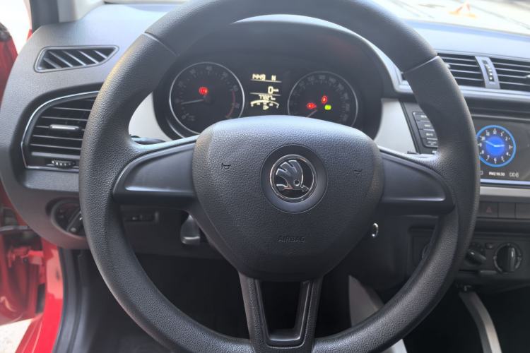 Used Skoda Fabia 2015 1.4L Automatic Chuanxing Edition
