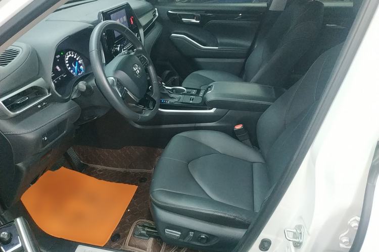 Used Toyota Highlander 2023 2.5L Smart Electric Hybrid Dual-Motor All-Wheel-Drive Luxury 7-Seater
