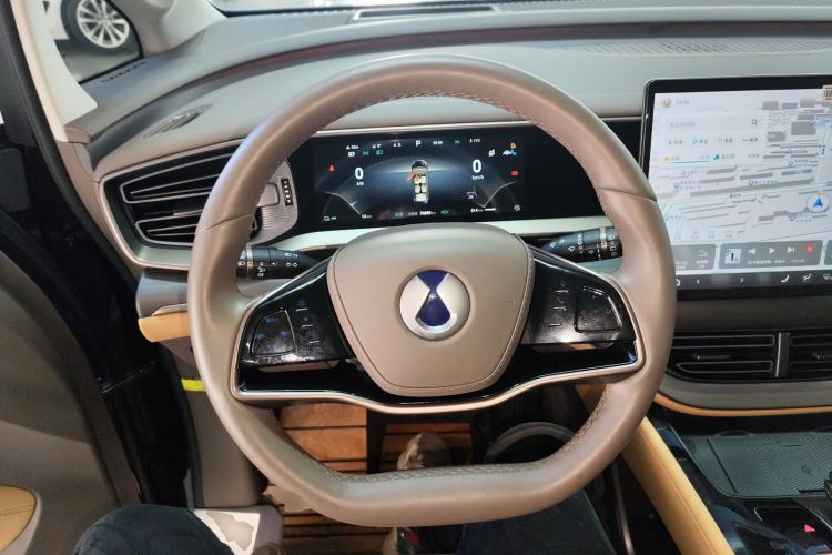 Used Denza D9 2022 DM-i 970 Four-Wheel Drive Flagship Model
