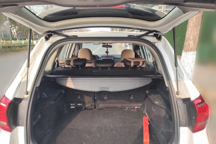 Used Haval H6 2015 Revised Version Sport Edition 1.5T Manual Transmission Two-Wheel Drive Elite Grade
