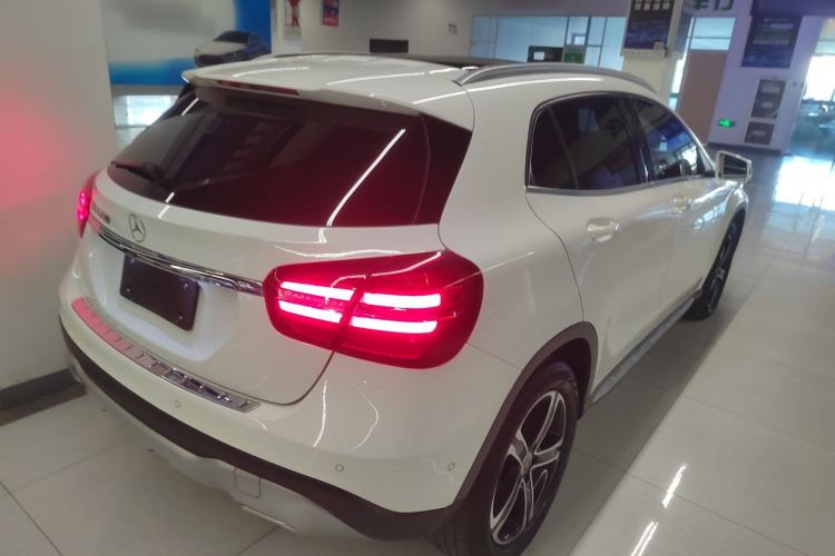 Used Mercedes-Benz GLA 2018 GLA 200 Fashion Model
