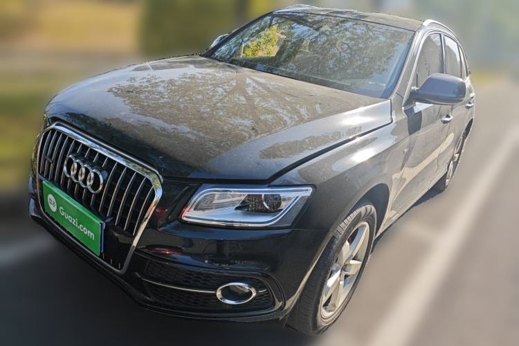 Used Audi Q5 2018 Collector's Edition 40 TFSI Ambition Model
