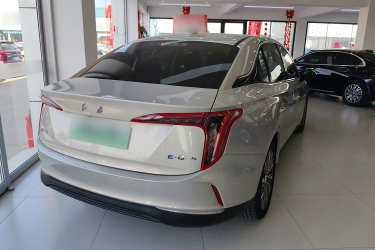 Used Hongqi E-QM5 2022 431 km Charge & Enjoy Edition
