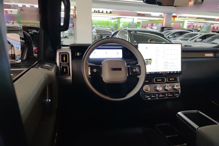 Used  V23 2025 501 Four-Wheel Drive Intelligent Driving Version