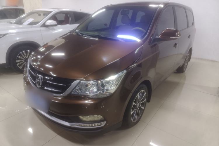 Used Baojun 730 2016 Revised 1.5L Manual Standard Version 7 Seats China V Emission Standard