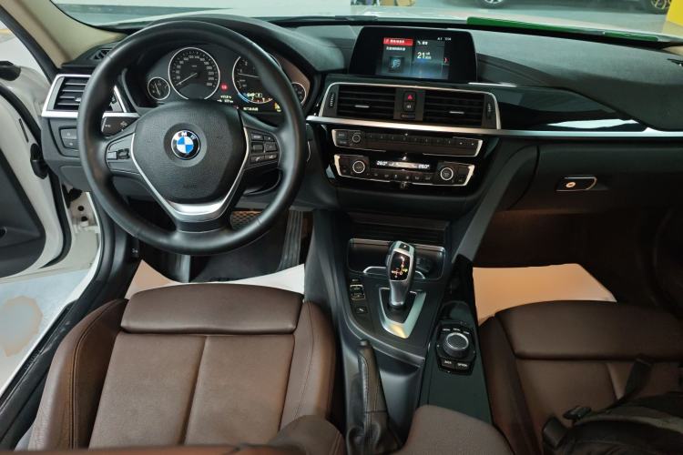 Used BMW 3 Series 2018 320Li Fashion Model
