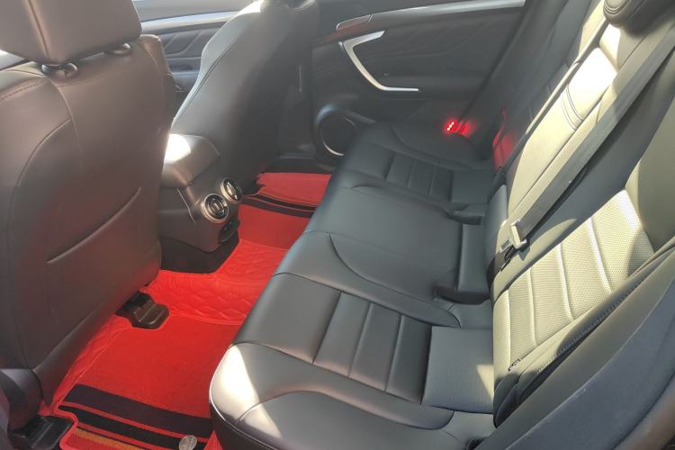 Used Wey VV7 2017 2.0T Ultra-Luxury Version
