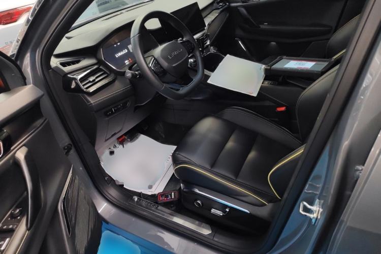 Used Lynk & Co 06 2023 Remix 1.5T Dynamic Halo
