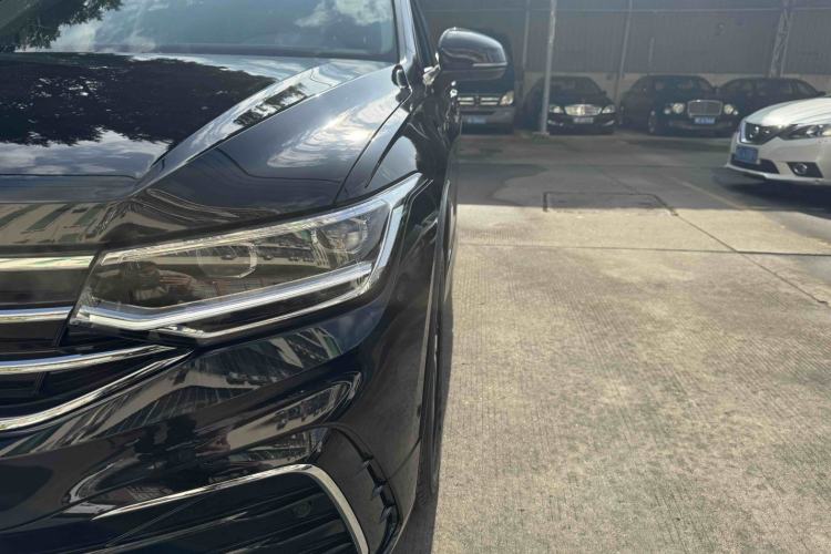 Used Volkswagen Tiguan L 2024 Outstanding Model 330TSI Automatic Two-Wheel Drive R-Line Dragon Glory Edition