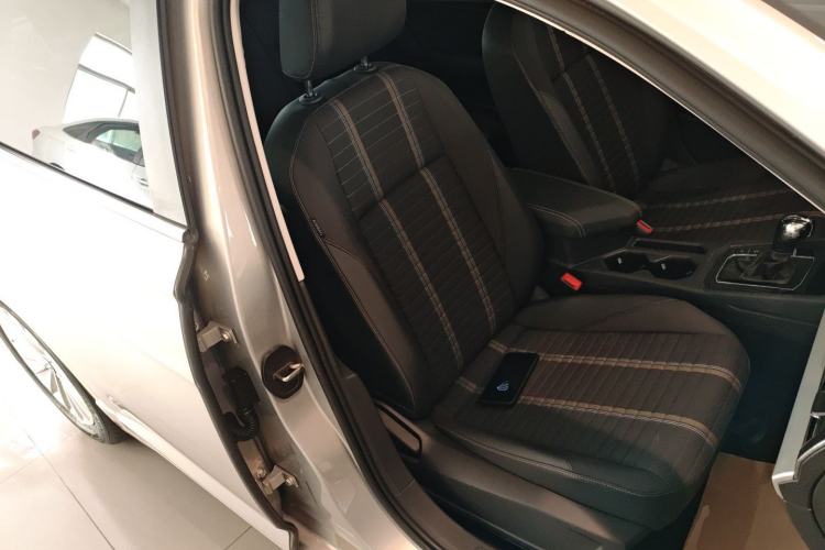 Used Volkswagen Lavida 2022 280TSI DSG Comfort Edition
