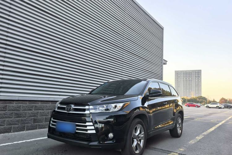 Used Toyota Highlander 2018 2.0T Four-Wheel Drive Luxury Version 7 Seats China VI Standard