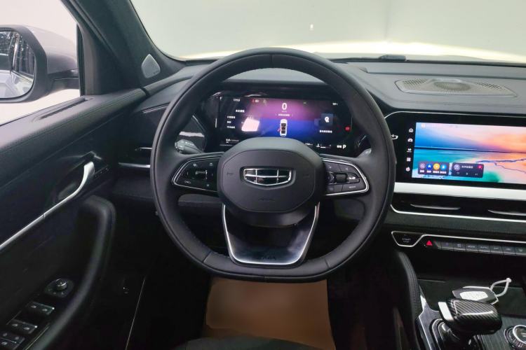 Used Geely Auto Monjaro L 2024 2.0TD High-Power Automatic Two-Wheel Drive Skyline Edition
