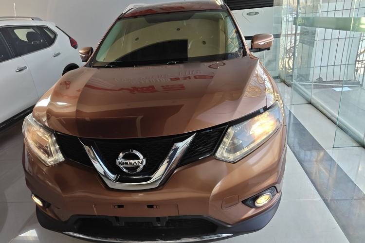Used Nissan X-Trail 2015 2.0L CVT Comfort MAX Edition 2WD