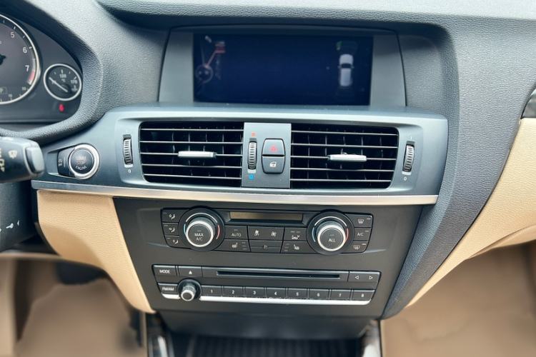 Used BMW X3 2013 Facelifted xDrive20i Luxury Edition