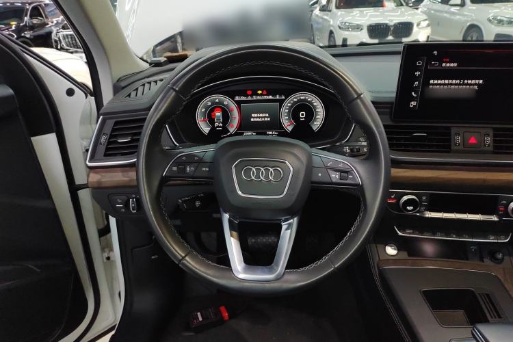 Used Audi Q5L 2022 40T Luxury Elegant Model
