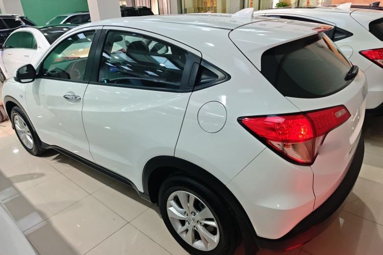 Used Honda Vezel 2017 1.8L CVT 2WD Elite Model
