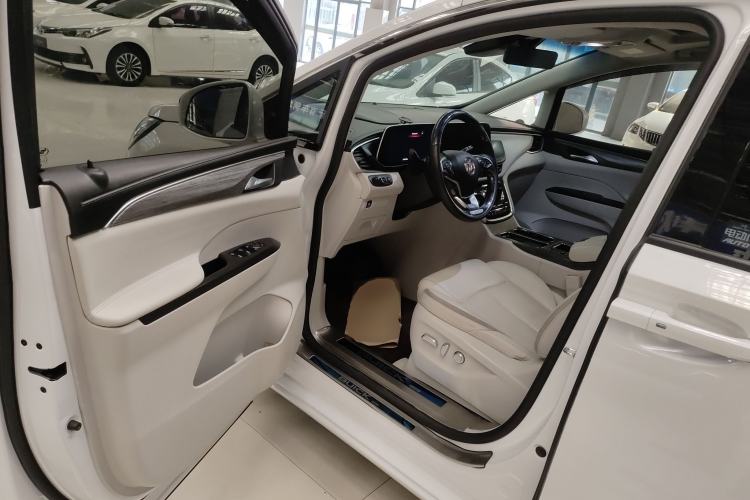 Used Buick GL8 2023 ES Lu Zun Deluxe and Yue Edition