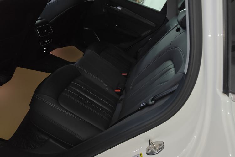 Used Audi Q5L 2022 40T Luxury Elegant Model