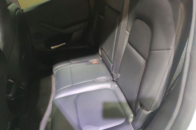 Used Tesla Model Y 2023 Long-Range All-Wheel-Drive Version