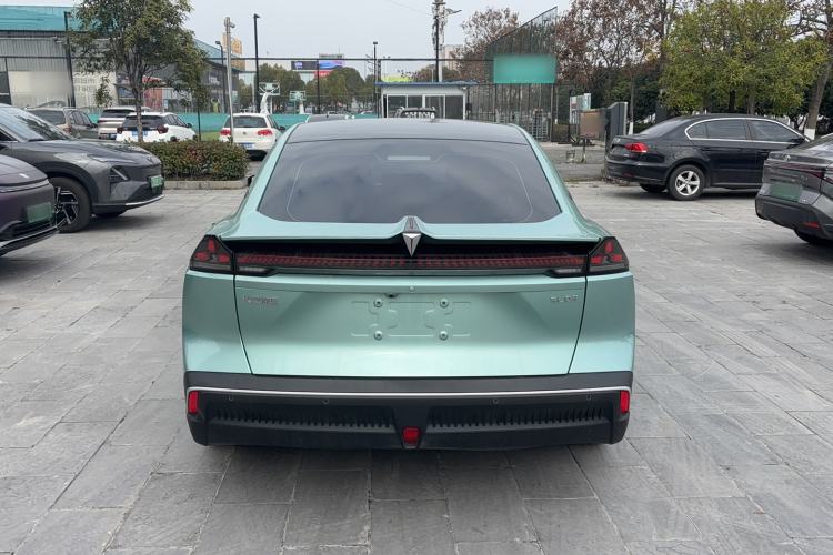 Used  SL03 2023 200Max Range-Extended Version
