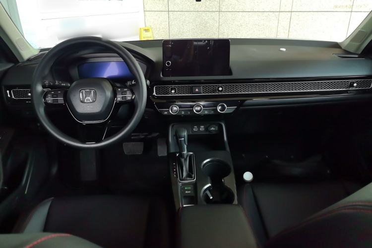 Used Honda Civic 2022 240TURBO CVT Dynamic Edition